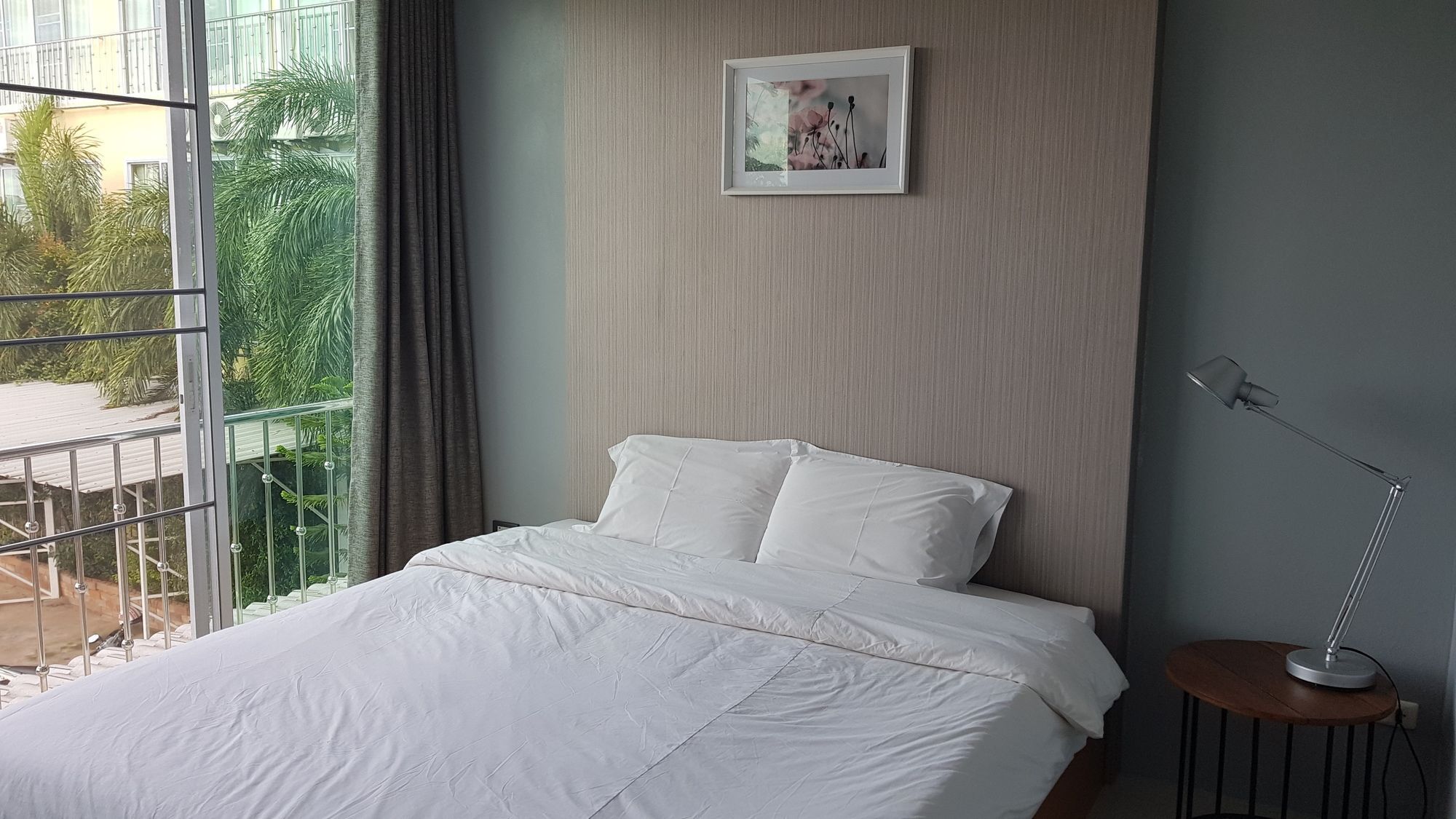 The O2 Aparthotel Ούντον Τάνι Εξωτερικό φωτογραφία